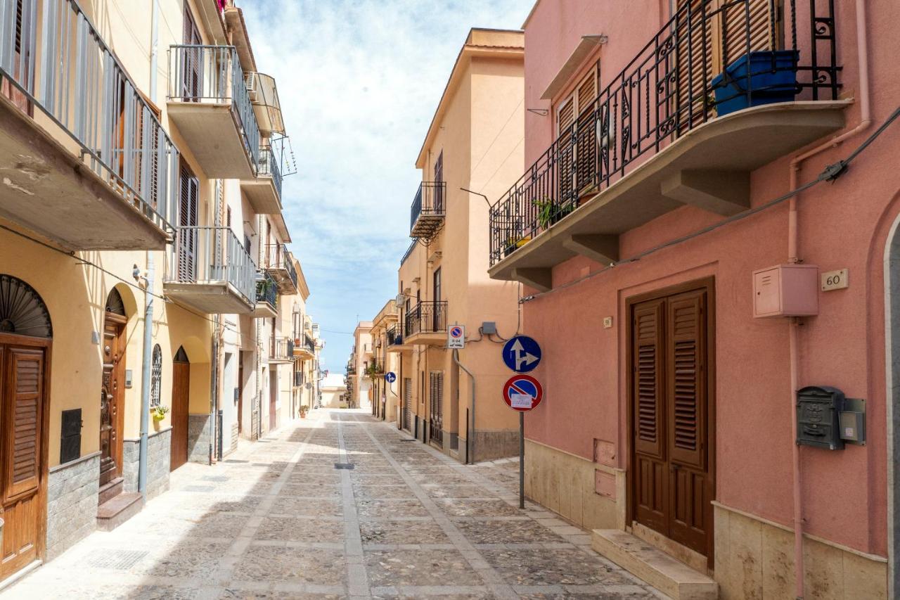 Domus Federiciana Hotel Castellammare del Golfo Buitenkant foto